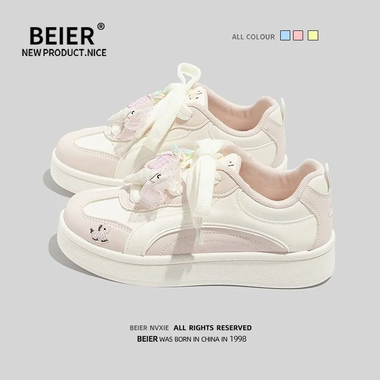 BEIER彩色小马马年小白鞋板鞋女款2026春季新款百搭学生厚底女鞋