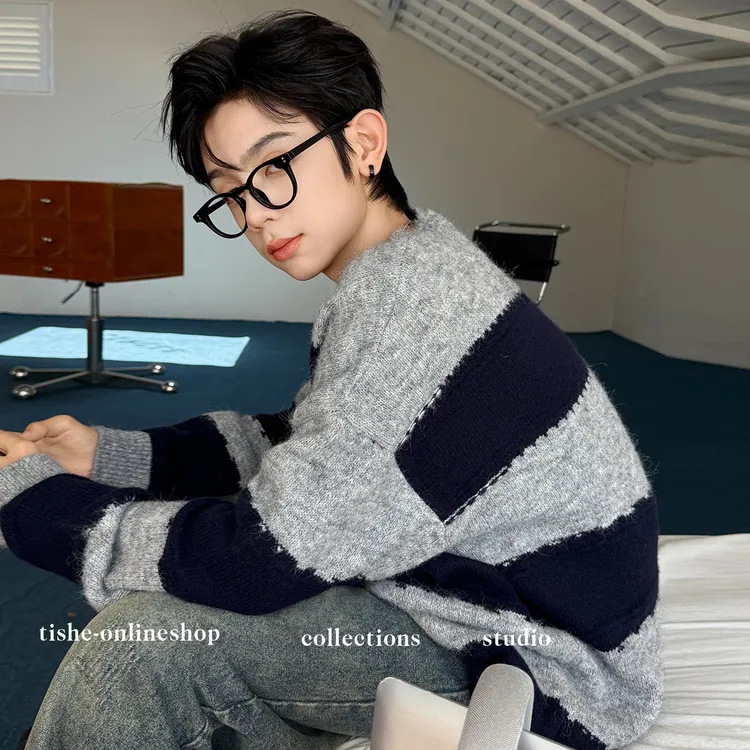 男童毛衣秋冬款青少年撞色圆领针织衫冬装新款男孩宽松休闲毛线衣