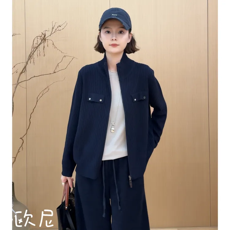 欧尼私服 2025秋季新款口袋盖针织开衫拉链立领长袖上衣2509C6095