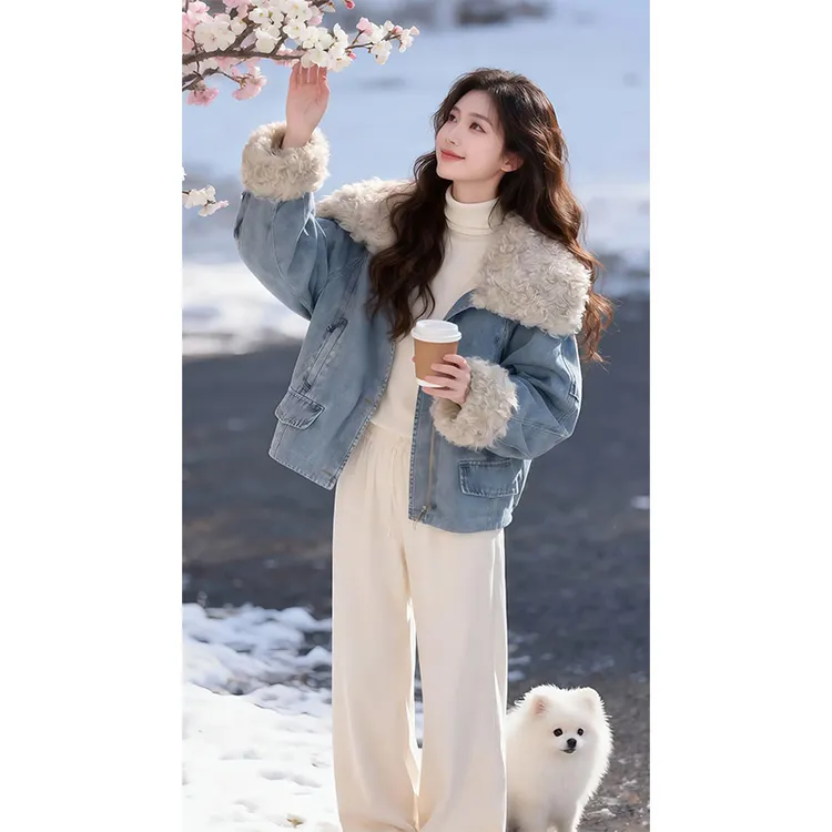 高级感毛毛翻领拼接牛仔棉服女2025冬季新款韩版加厚洋气外套