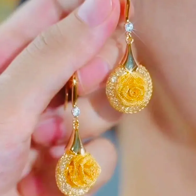 铜合金耳饰 时尚百搭气质玫瑰花耳环女轻奢高级感独特耳坠耳饰潮 