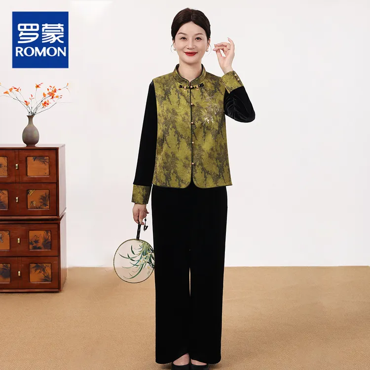 新中式妈妈秋装金丝绒套装喜婆婆婚宴装中老年女装春秋季马甲外套