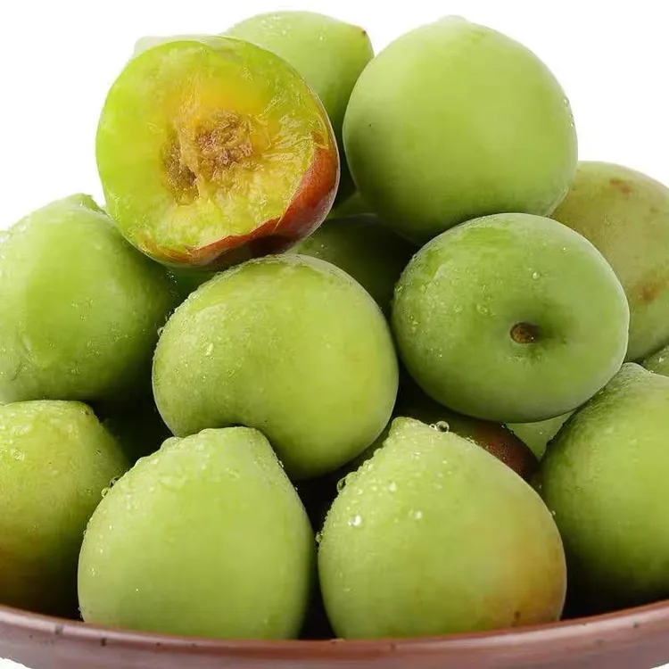 云南青梅厂地直发现摘现发应季水果