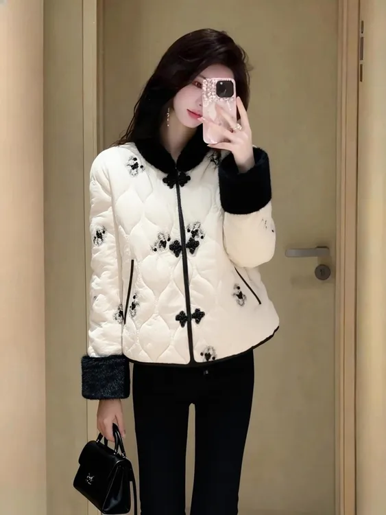 新中式国风高级小众不撞款白色短外套棉服女2025年秋冬小个子上衣