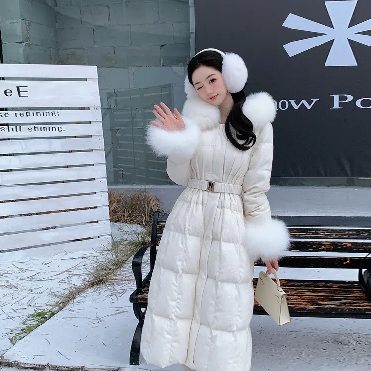 冰冰来了【迷迭花园】小众狐狸毛领蕾丝羽绒服长款收腰外套27402