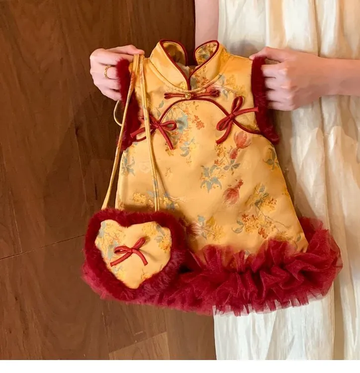 女童国风背心裙冬装2025新款周岁礼服小童女宝宝拜年服夹棉旗袍潮