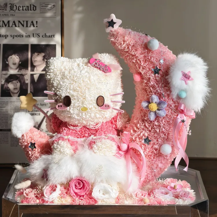 《L B D R》情人节云端月亮粉HelloKitty猫永生花礼盒