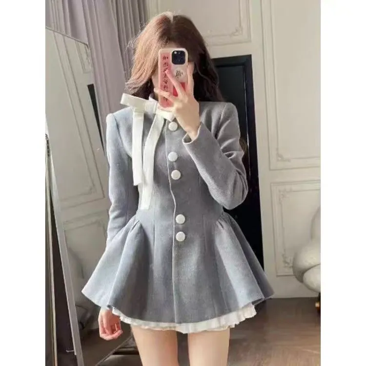 2025年秋冬季新款气质公主风收腰连衣裙外套