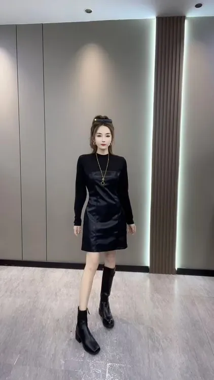 爆款2025秋冬新款洋气拼皮收腰修身显瘦网红爆款长袖洋气连衣裙