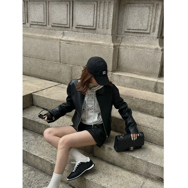 ANNA FREE 秋季新款短款设计感显瘦翻领皮衣夹克外套ZCE25657