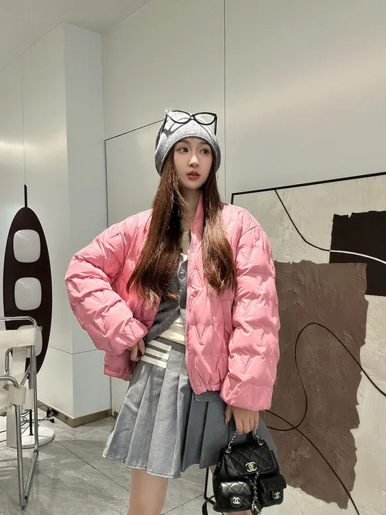 LUOXUE轻薄90绒 韩版菱形格羽绒服 秋冬时尚棒球领设计保暖外套
