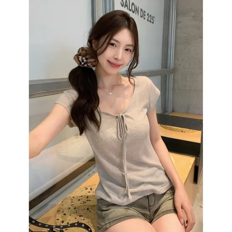 灰色u领正肩短袖t恤女夏季设计感小众系带薄款修身短款温柔风上衣