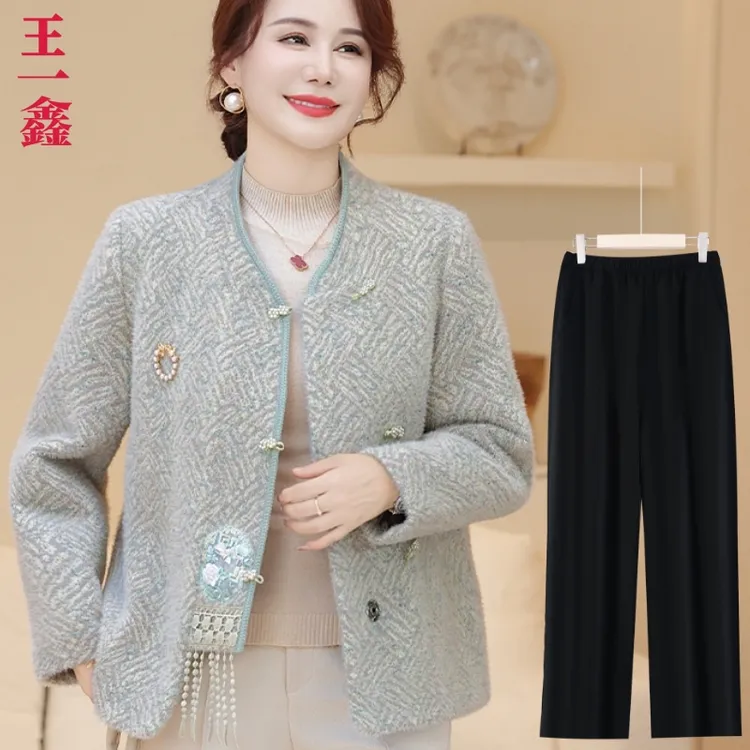 洋气妈妈装秋冬毛呢外套2025新款小香风中老年女装宽松上衣女开衫