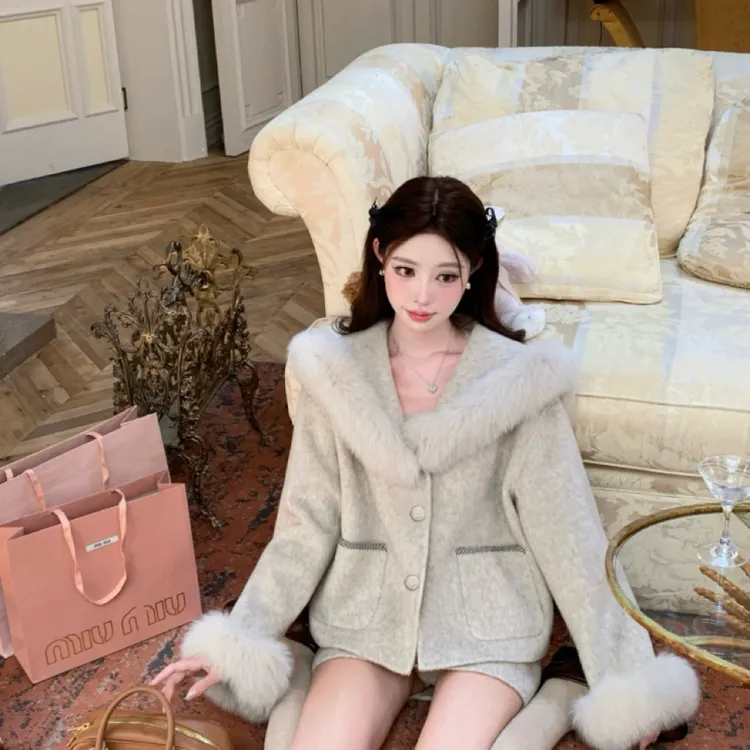 【甜度满分】双面羊毛大衣狐狸毛海军领时尚年轻套装女