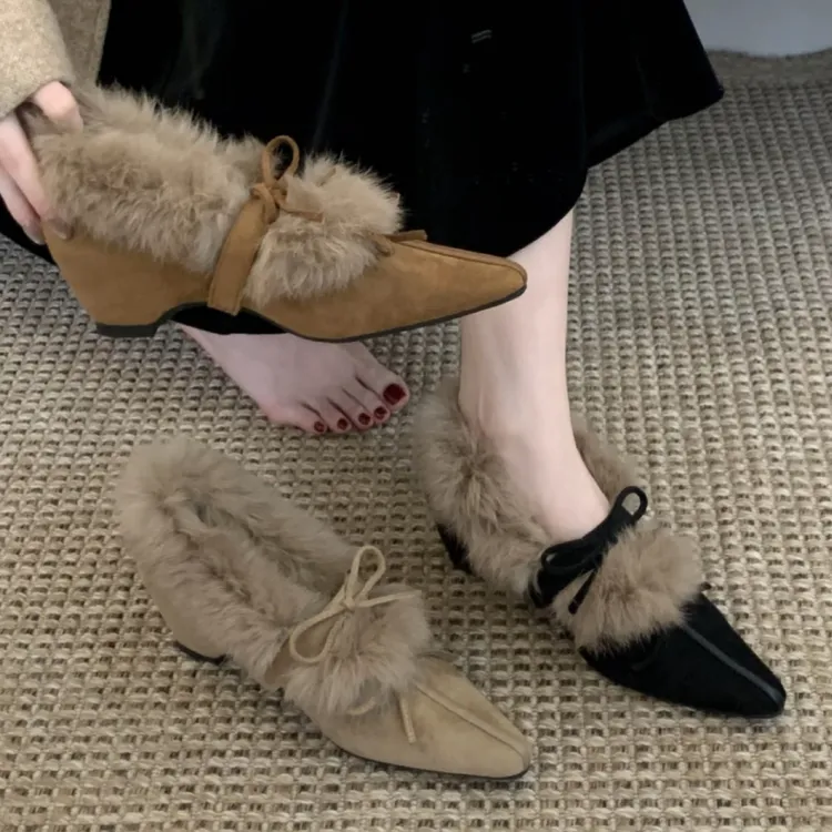 陈陈家 CK-36 复古绒面蝴蝶结设计感加绒冬内增高尖头单鞋ins风