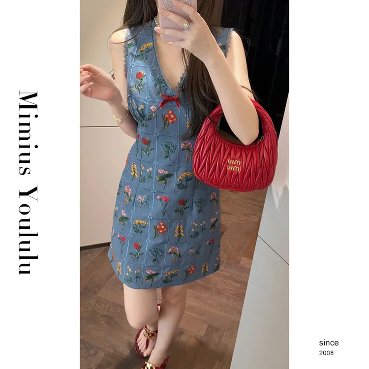 【mimius】C游鹿鹿花园秘境-刺绣V领无袖连衣裙/含蝴蝶结胸针G03063