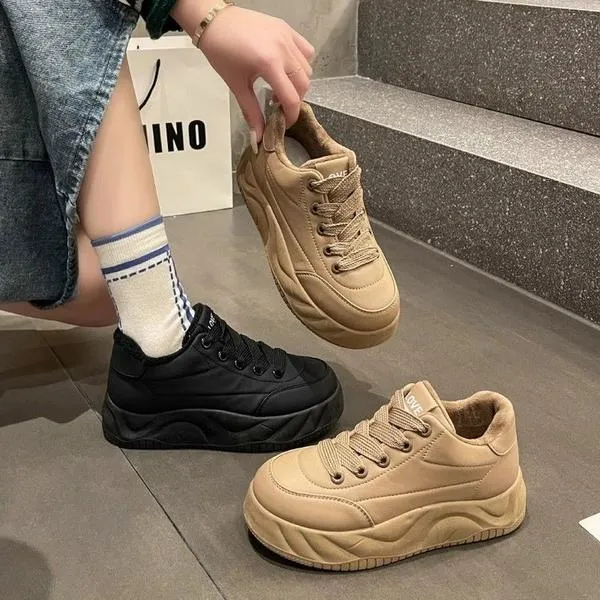 2024秋冬新款加绒保暖棉鞋小个子厚底面包女鞋百搭休闲运动板