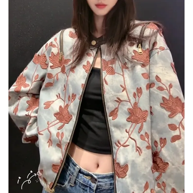 今年流行的爆款女装立领刺绣外套春秋小个子休闲时尚百搭夹克上衣