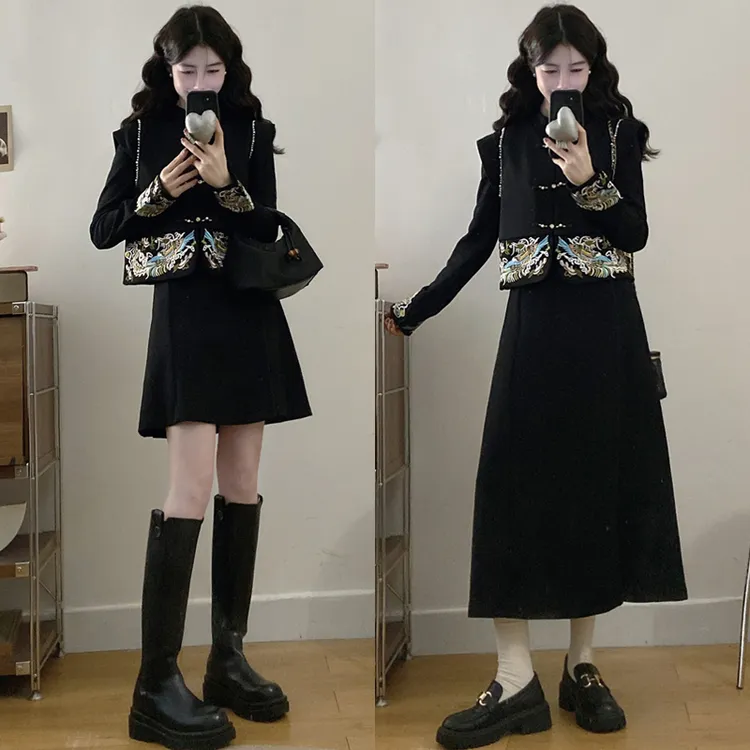 大码胖mm冬季新款新中式国风刺绣赫本风复古连衣裙马甲两件套装女