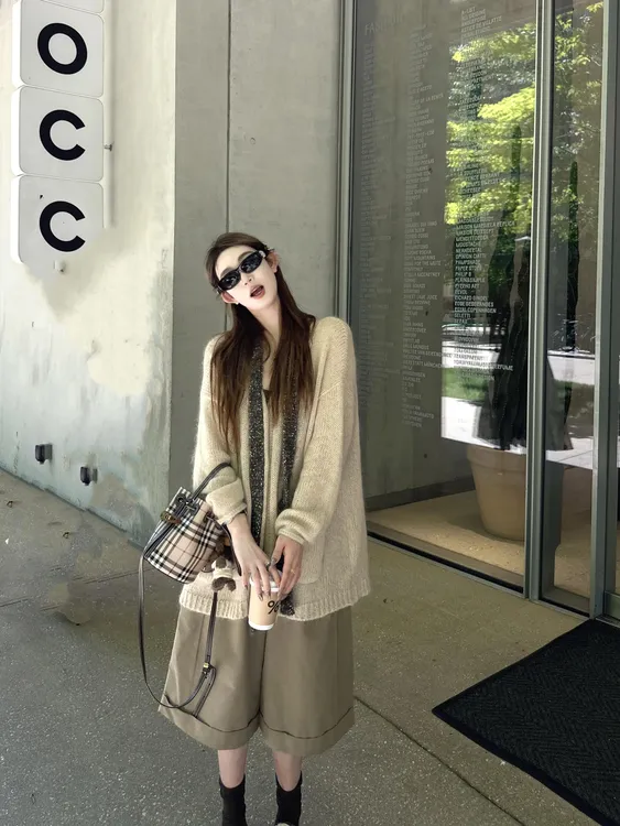 软糯慵懒毛衣女早春美拉德穿搭加厚外套复古v领针织开衫长袖上衣