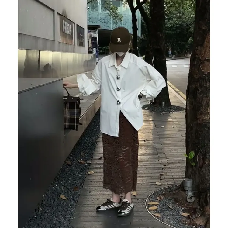 2025早秋新款女韩系穿搭宽松翻领长袖衬衫上衣高腰开叉蕾丝半身裙