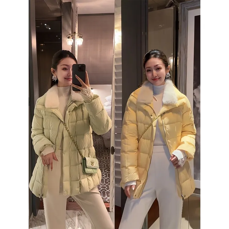 W·HAHA【小方块】简约水貂毛毛领云朵泡芙鹅绒服10789