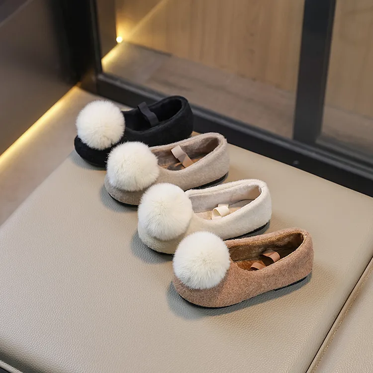 【国风穿搭】冬季新款薄绒棉鞋女童一脚蹬豆豆鞋百搭儿童绒球公主鞋