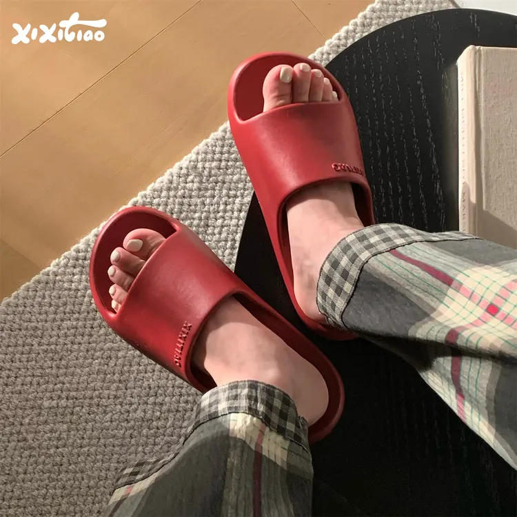 细细条 本命年红色拖鞋男女eva防臭居家防滑抗菌情侣夏季浴室凉拖