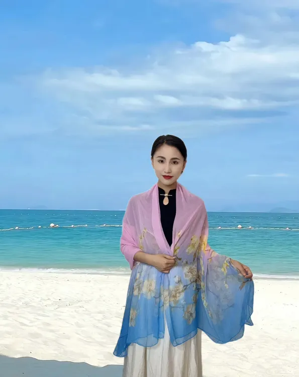 《十里桃花》渐变蓝粉 鳄鱼皱  沙滩丝巾  140*180