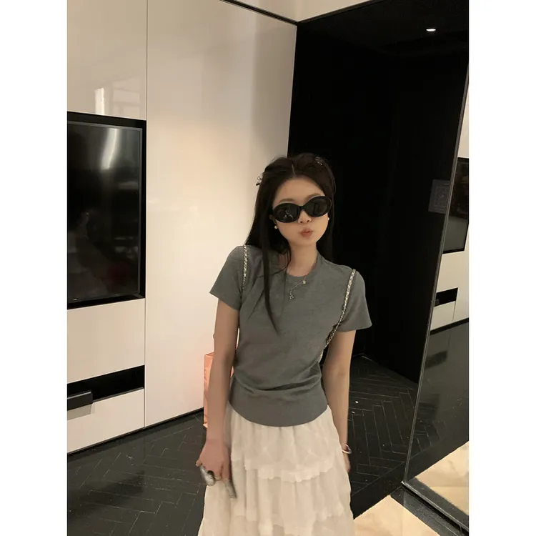 Halo nini◆人手bi囤 版型优秀显瘦正肩t 百搭圆领T恤短袖内搭上衣