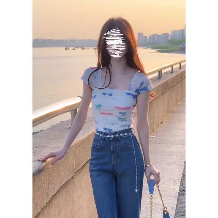 韩系甜美风休闲百搭小众高级感一字领短袖上衣高腰显瘦直筒牛仔裤