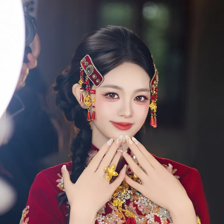 合金婚庆饰品 新中式爆款新娘奢华订婚迎亲简约复古新款头饰D0692