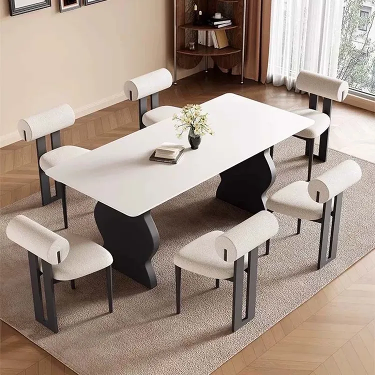 法式复古小户型纯白色岩板餐桌椅奶油黑色实木家用高级感2025新款