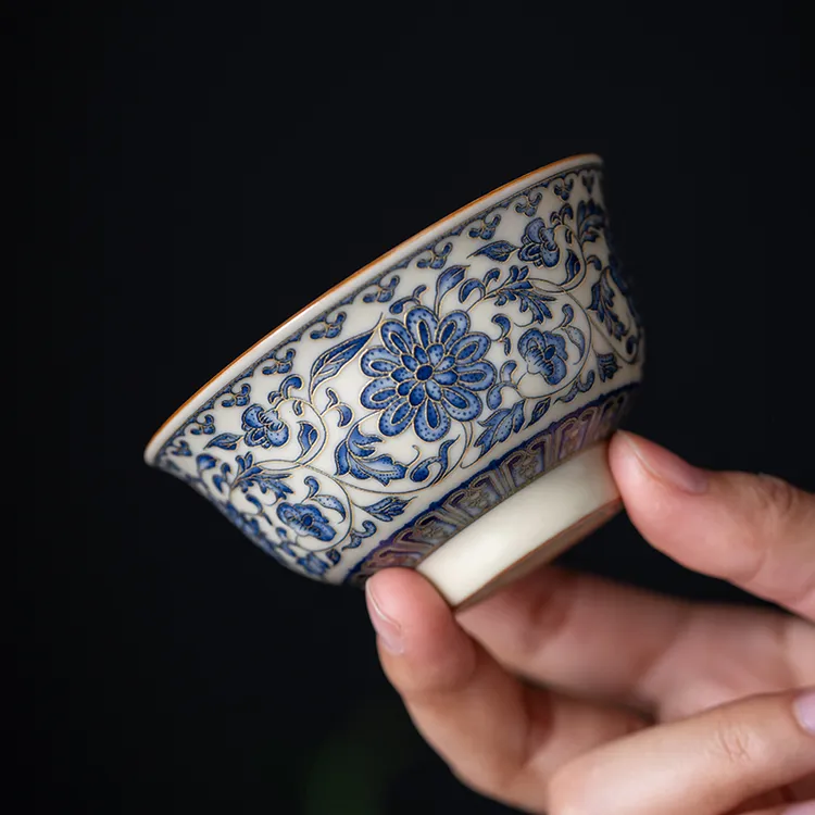 缠枝莲黄汝茶杯仿古压手杯陶瓷品茗杯个人杯高档单杯