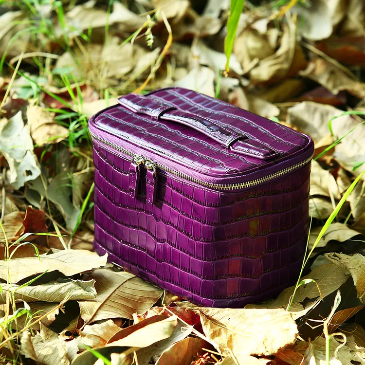 鳄鱼纹真皮手提化妆包女轻奢便携洗漱包大容量旅行化妆品化妆包