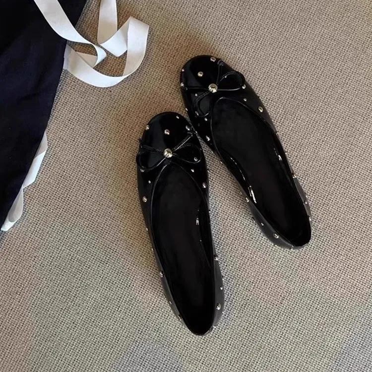 高级感~时尚铆钉蝴蝶结浅口平底鞋女法式小单鞋一脚蹬百搭晚晚鞋