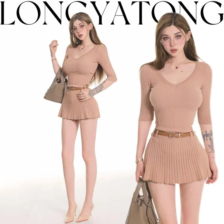 龙牙童推荐【智感淑女】显瘦白色v领修身毛衣气质长袖针织辣妹时尚