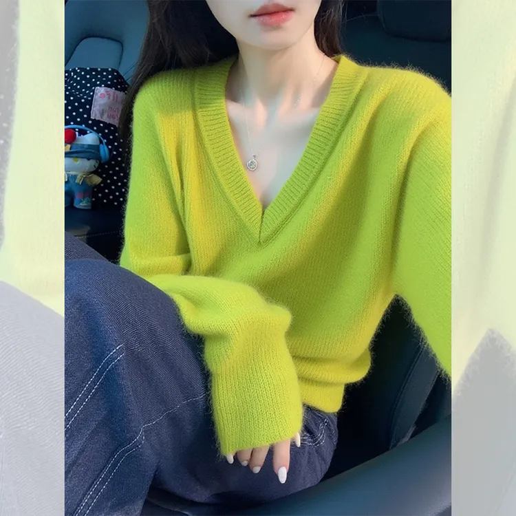 冷淡系别致独特漂亮绿色V领小衫毛衣设计小众针织衫上衣女装秋冬
