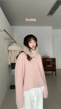 [彩色兔毛]宽松型厚款女圆领针织衫长袖兔毛毛衣