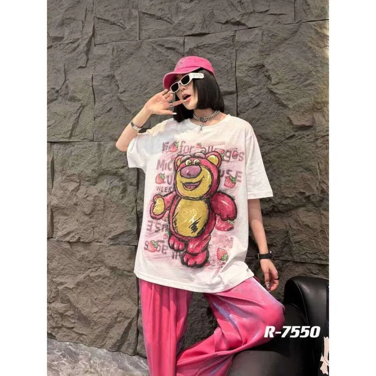 200斤大码慵懒风俏皮小熊宽松韩版上衣设计感卡通字母印花夏季
