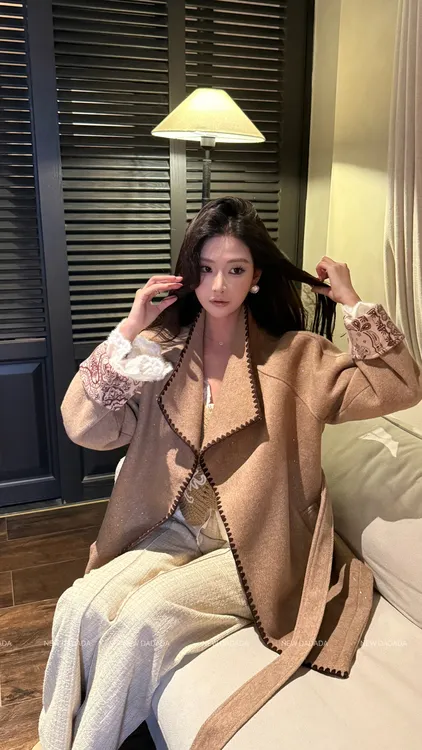 利达 NEW DADADA 宽松时尚百搭休闲修身显瘦气质外套大衣CHM2092