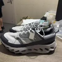 ONRUN 低帮户外功能鞋 潮流 灰色