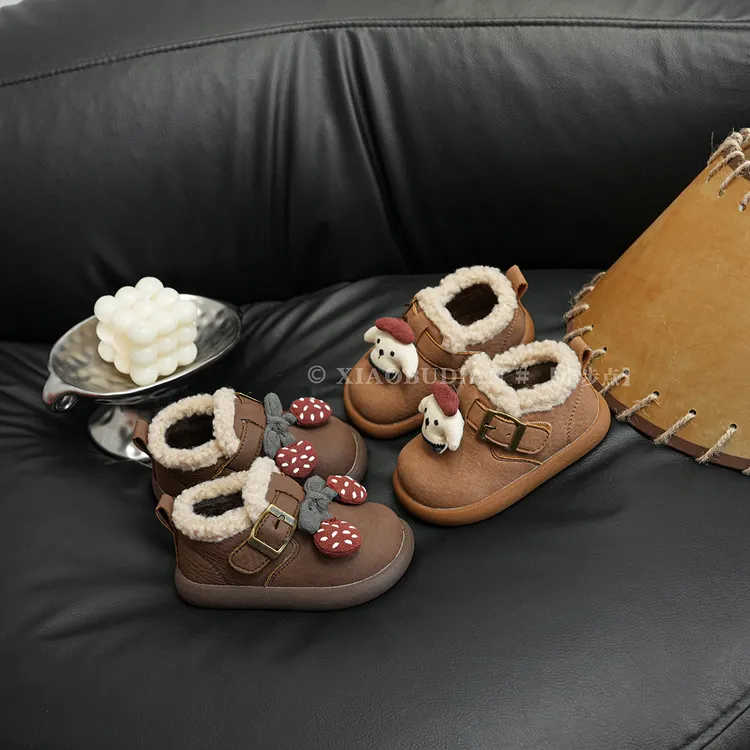 小步点宝宝学步鞋秋冬防滑休闲女童毛毛鞋软底复古幼儿棉鞋豆豆鞋