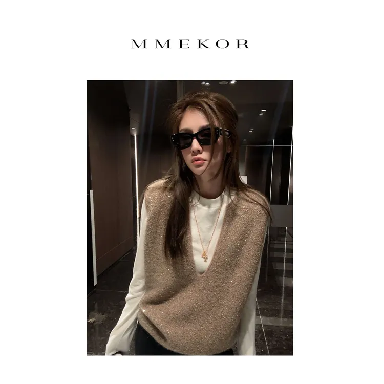 MMEKOR“亮闪闪”背心 2025新款秋款智性通勤时髦亮片上衣 30750