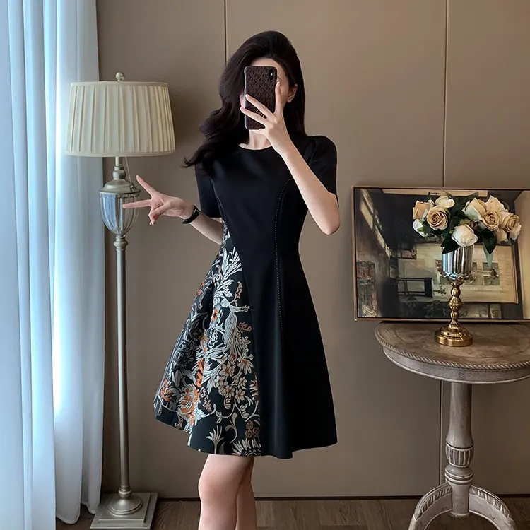 夏季赫本风复古气质裙子女短袖收腰显瘦新中式国风连衣裙高级感