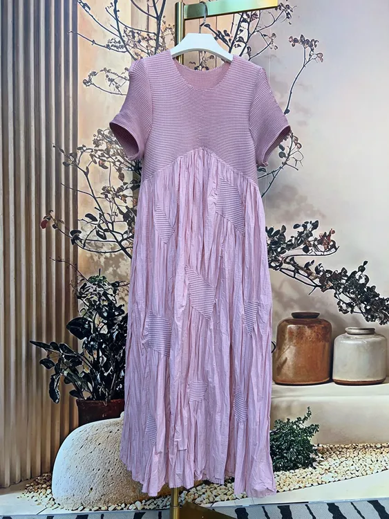 高定轻奢设计师连衣裙优雅高弹显贵气质百搭遮肉显瘦度假风SZ7086