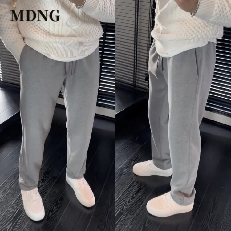 MDNG秋季新款弹力男装纯色时尚潮流简约百搭男士微阔直筒休闲长裤