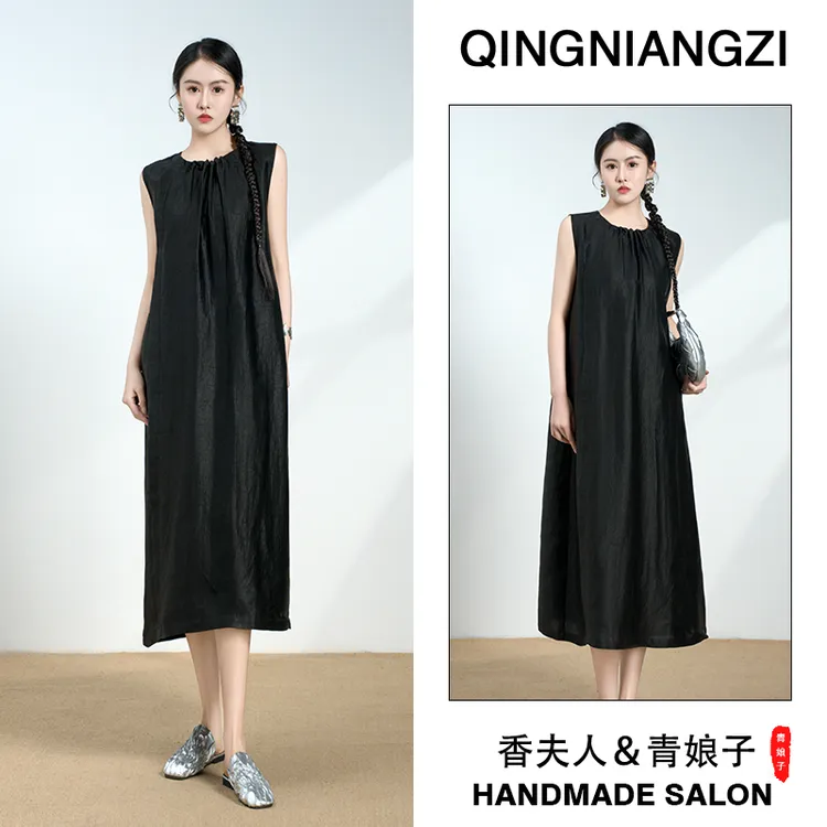 青娘子香云纱（茹悦）缎龟打褶圆领显瘦时尚简约无袖连衣裙--60701