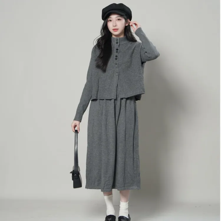 三福 冬季气质针织时尚休闲宽松纯色毛织套装女装 515759