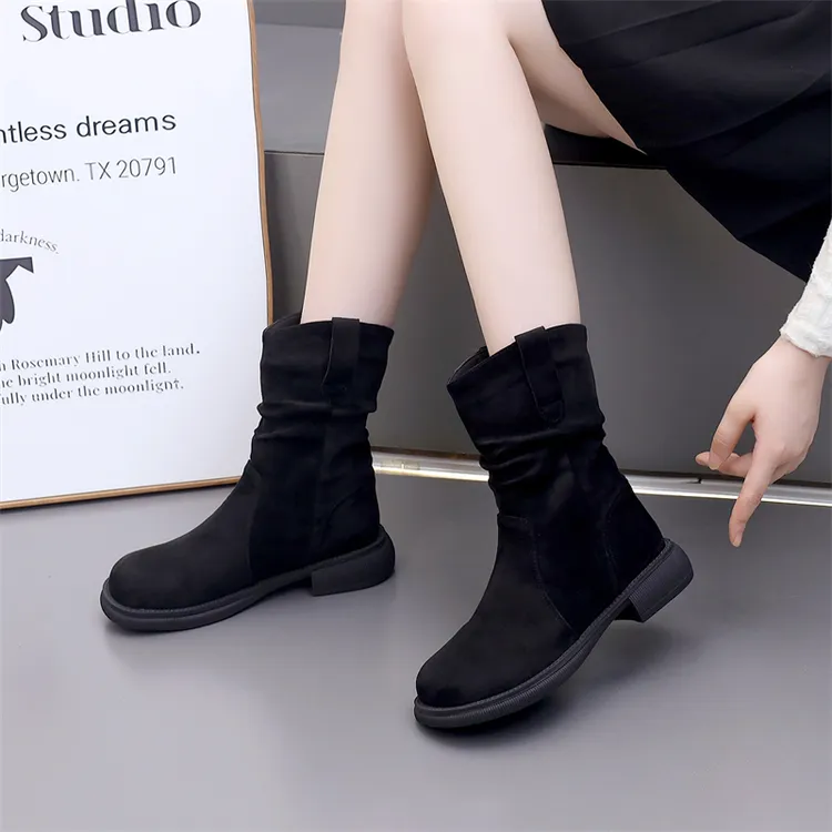 休闲百搭绒面中筒靴女2025秋冬新款平底软底防滑马丁靴加绒棉靴子